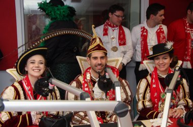 Prinz Jeremy I. von Büllingen mit seinen Pagen Sarah und Sidney beim BRF