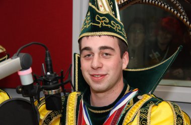 Prinz Mario I. von Oudler mit seinen Pagen Caroline und Janina zu Gast beim BRF