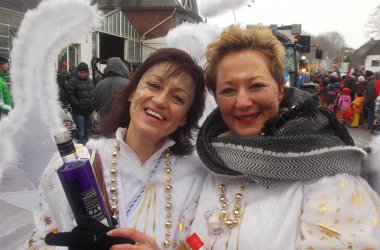 Rosenmontagszug in Büllingen 2015