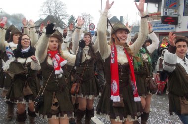 Rosenmontagszug in Büllingen 2015