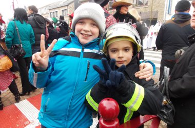 Rosenmontagszug in Büllingen 2015