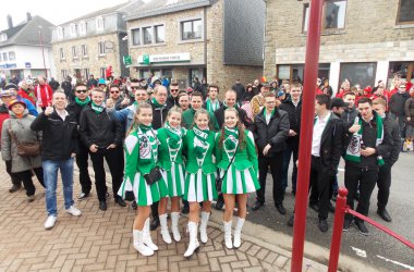 Rosenmontagszug in Büllingen 2015