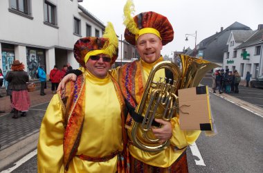 Rosenmontagszug in Büllingen 2015