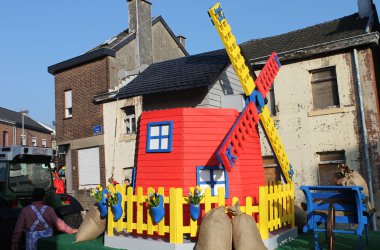 Rosenmontagszug in Kelmis 2015