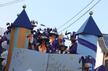 Rosenmontagszug in Kelmis 2015