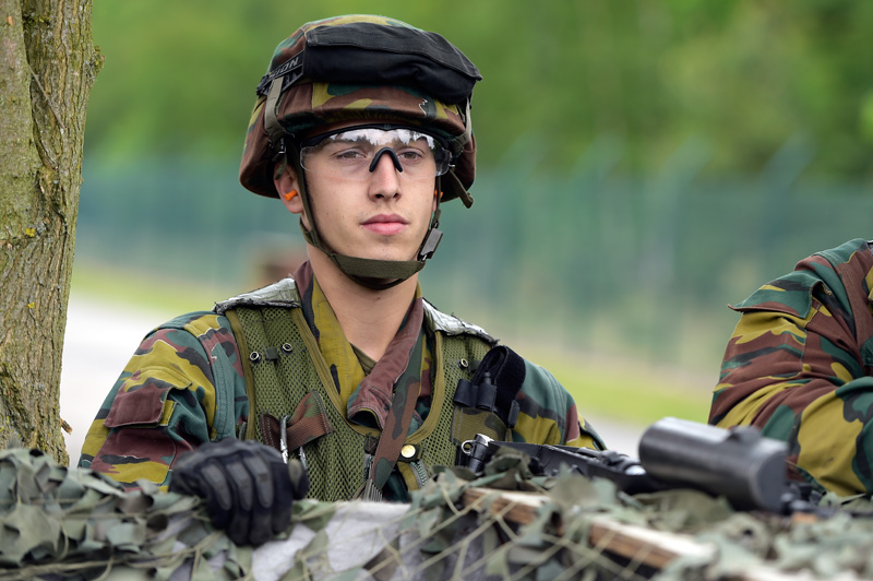 Belgischer Soldat bei einer Militärübung in Leopoldsburg