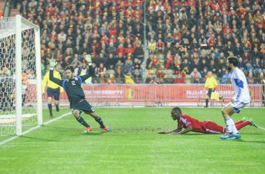 Belgien vs Zypern: Christian Benteke - 2:0