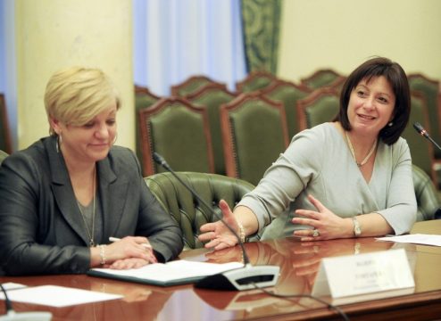 Notenbankchefin Valeriya Hontaryeva und Finanzministerin Natalia Jaresko in Kiew