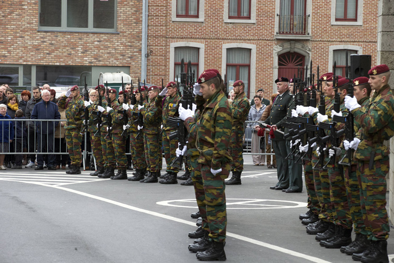 Abschied von Ronnie Piens, dem belgischen Opfer des Anschlags von Bamako, in Nederbrakel