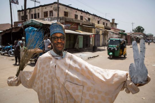 Puppe des möglichen nigerianischen Wahlsiegers Muhammadu Buhari in Kaduna (29.3.)