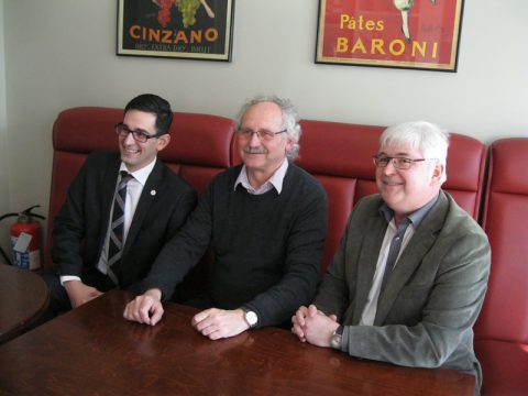 Regionalpräsident Antonios Antoniadis, Geschäftsführender Präsident Berni Schmitz und Parteisprecher Charles Servaty