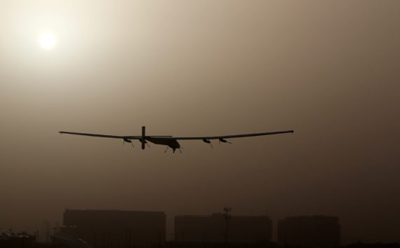 "Solar Impulse 2" erfolgreich abgehoben