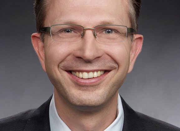 Finanzexperte Steffen Henke referiert in St. Vith und Eupen