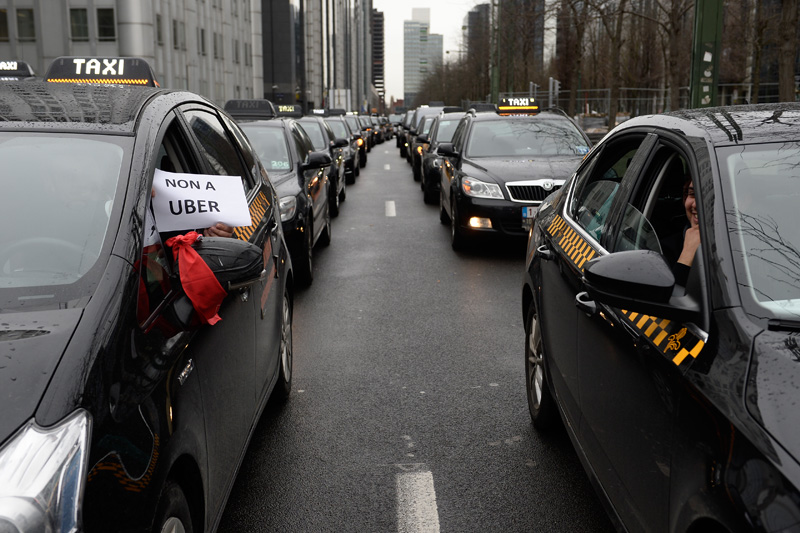 Brüsseler Taxifahrer streiken gegen Uber