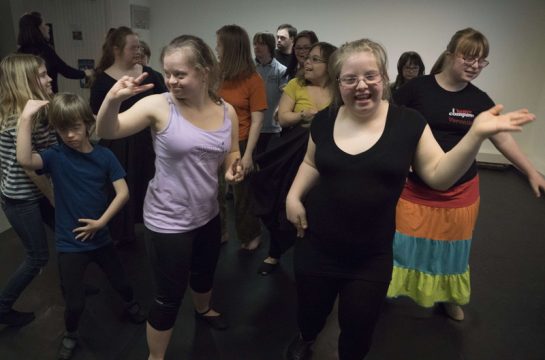 "I Dance Company": Tanzgruppe mit Menschen mit Down-Syndrom - Proben in Wien