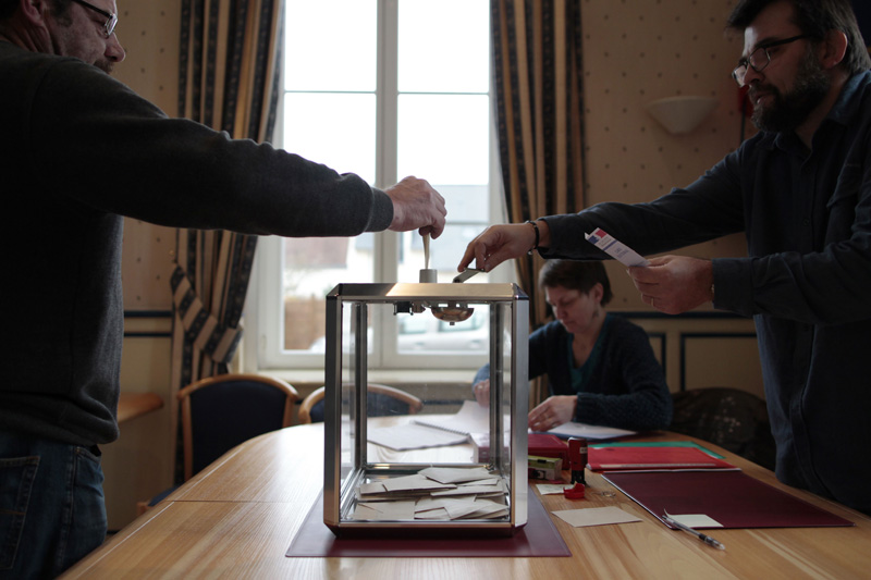 Erste Runde der Départementswahlen in Frankreich