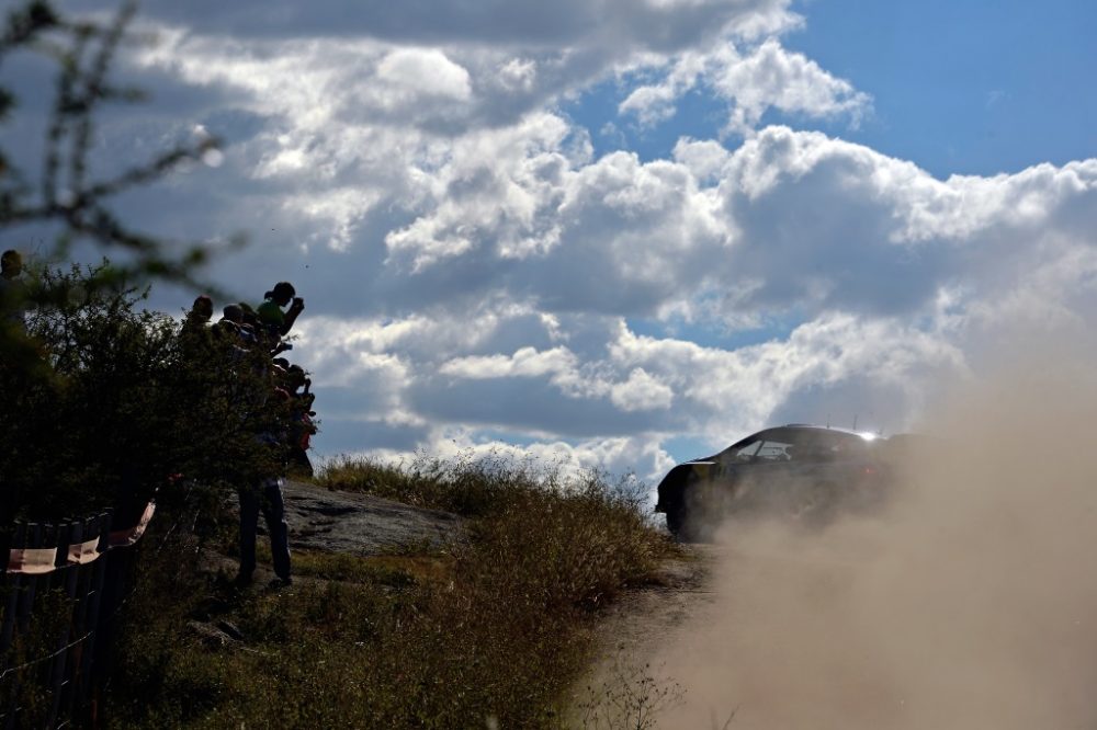 Sébastien Ogier setzt sich in Argentinien direkt an die Spitze