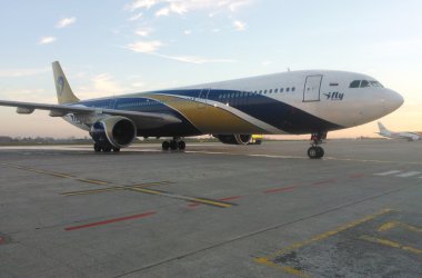 Chinesen am Flughafen Bierset