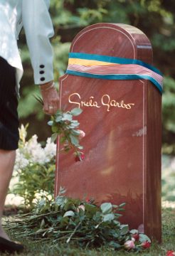 Das Grab von Greta Garbo in Stockholm