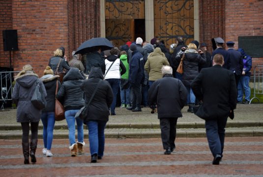 Gedenkgottesdienst: Trauer in Haltern am See dauert an