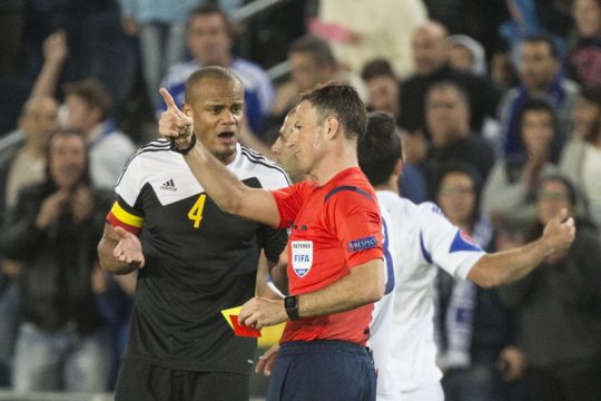 Rote Karte für Kapitän Vincent Kompany