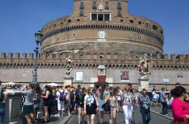 Minis on tour: E viva il Papa!