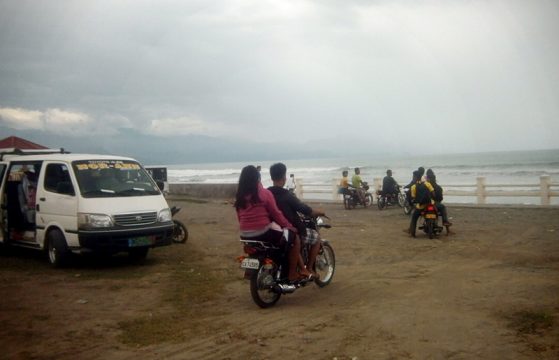 Am Tag vor Taifun "Maysak": Strand von Baler in der Provinz Aurora