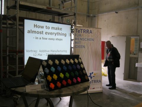 Vorstellung des 3D-Druckers von ZAWM und WFG Eupen