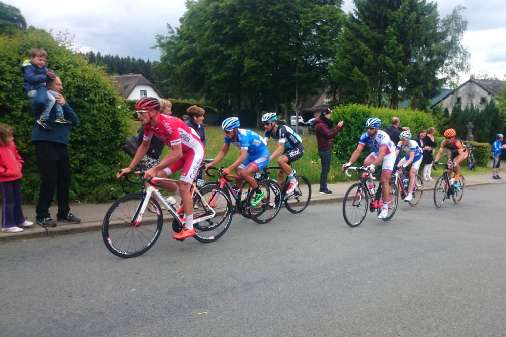 Letzte Etappe der Belgien-Rundfahrt: Ausreißergruppe mit Tom Boonen in Recht