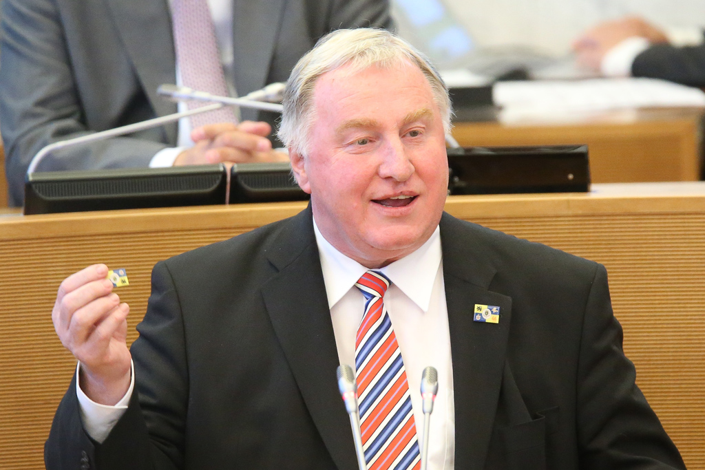 DG-Parlamentspräsident Karl-Heinz Lambertz am Mittwoch im wallonischen Parlament in Namur