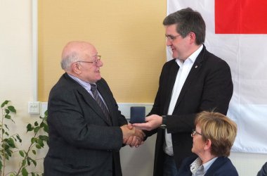 Rotes Kreuz hat neuen Standort in Bütgenbach - Gründer Dr. Jean-Jacques Van Lochem mit Präsident Dr. Kurt Hoffmann