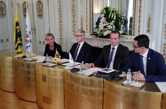 Liesbeth Homans, Geert Bourgeois, Oliver Paasch und Antonios Antoniadis bei der gemeinsamen Sitzung am Donnerstag in Brüssel