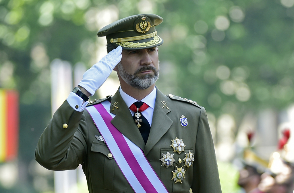 Spaniens König Felipe VI. geht weiter auf Distanz zu seiner Schwester Cristina (Bild vom Nationzlfeiertag am 6.6. in Madrid)