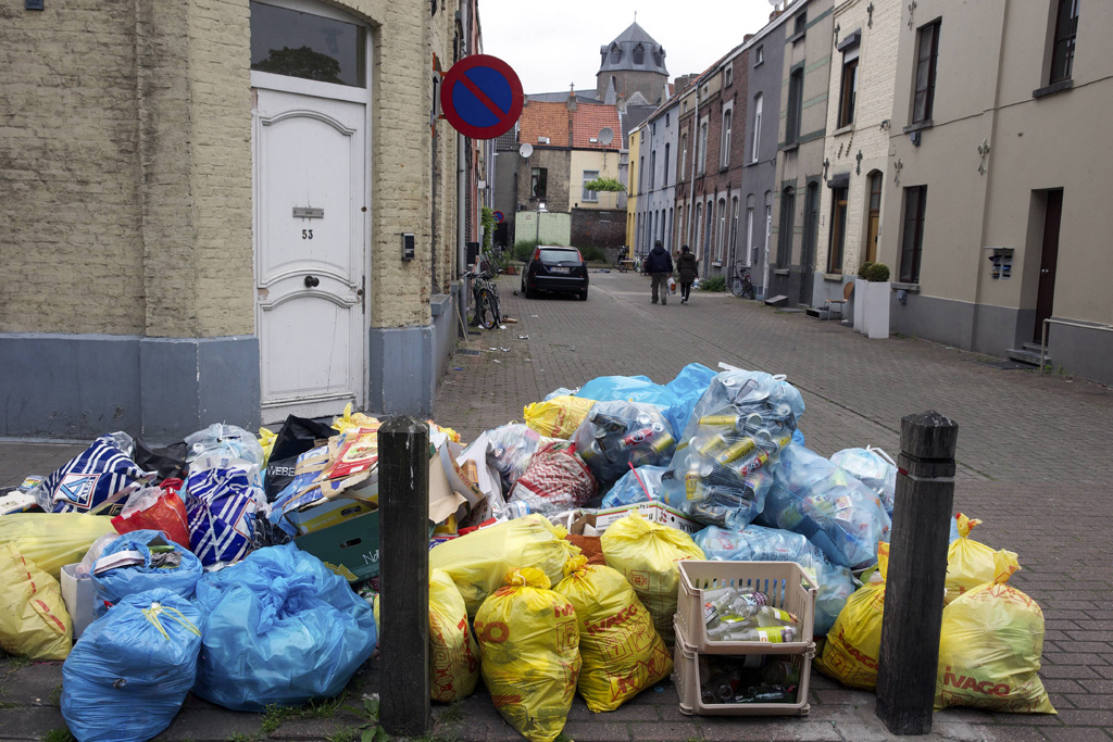 Eine Woche Streik: Gent versinkt im Müll