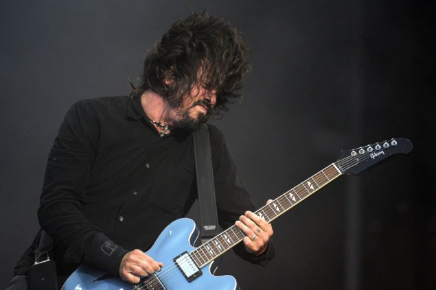 Dave Grohl beim Pinkpop 2011