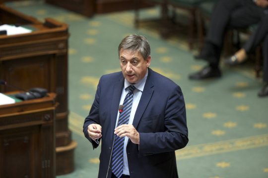 Innenminister Jan Jambon am Donnerstag in der Kammer