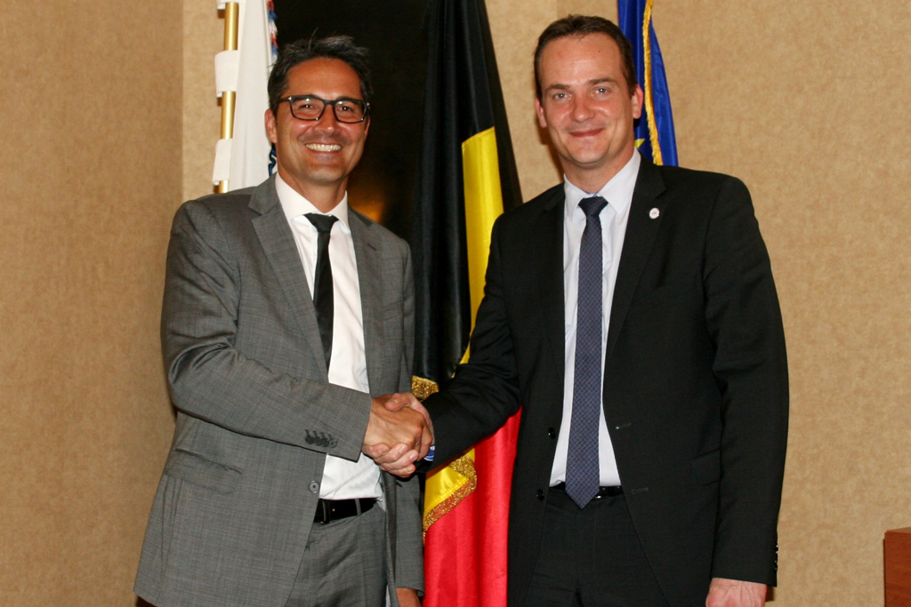 Arno Kompatscher, Landeshauptmann von Südtirol, bei Ministerpräsident Oliver Paasch in der DG-Vertretung in Brüssel