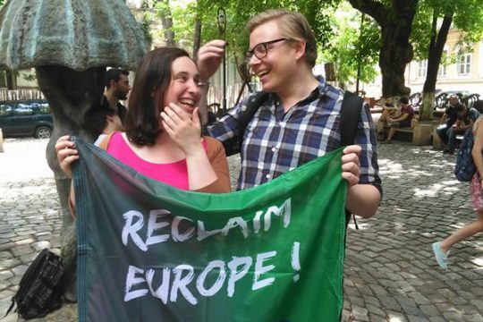 Neue FYEG-Vorstandssprecher: Laura Carlier und Teo Cornet