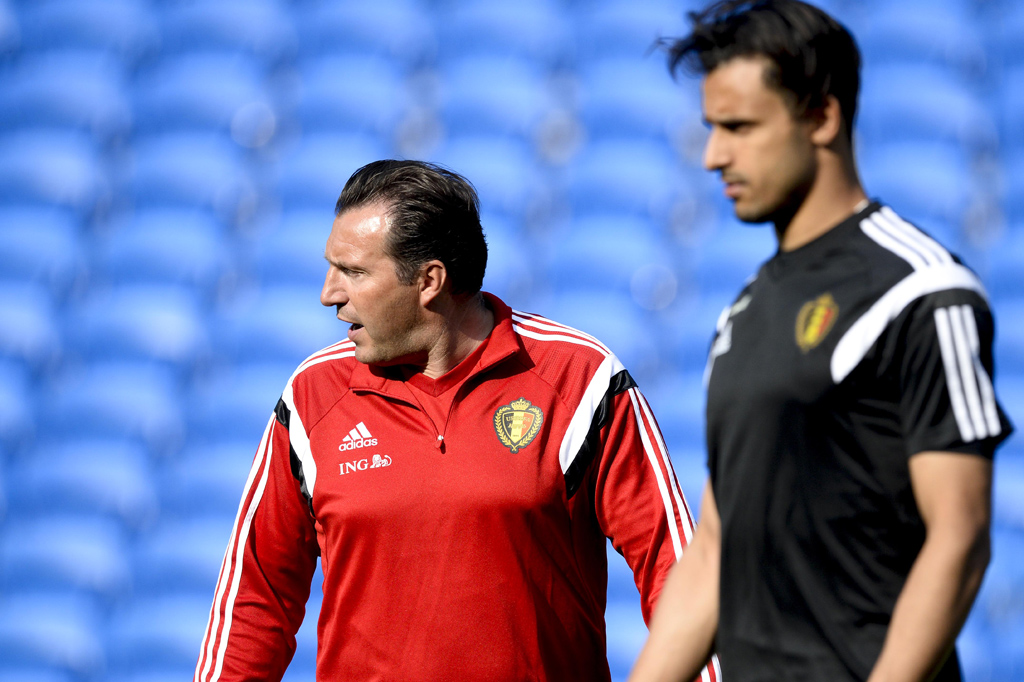 Marc Wilmots und Nacer Chadli am Donnerstag beim Training in Cardiff