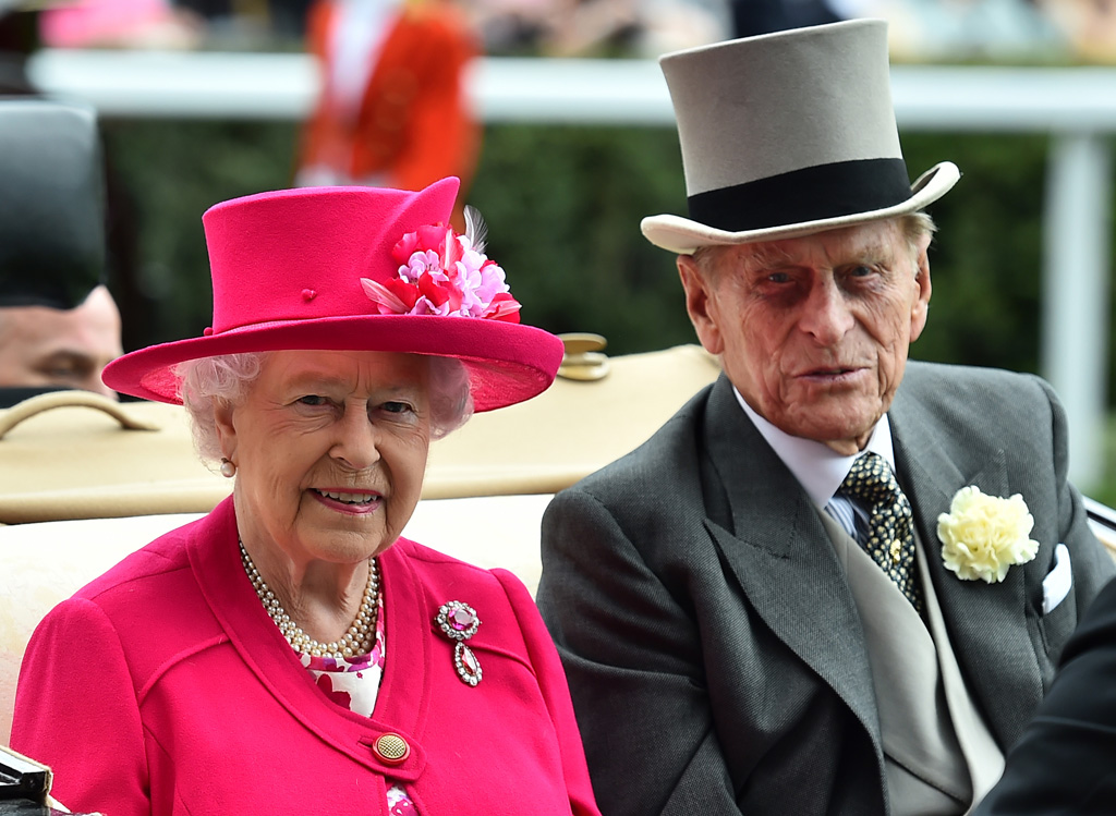Queen Elizabeth und Prinz Philip beim Pferderennen in Ascot