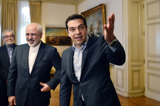 Tsipras gibt Geldgebern die Schuld