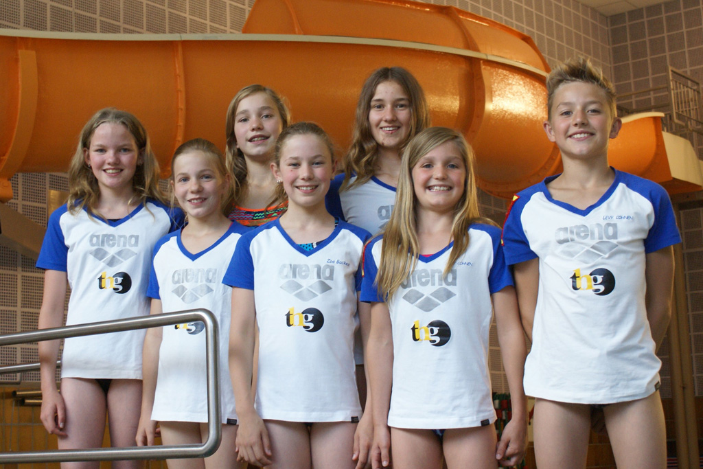 Das siebenköpfige Team der Schwimmschule St. Vith für die Belgischen Jugendmeisterschaften in Genk