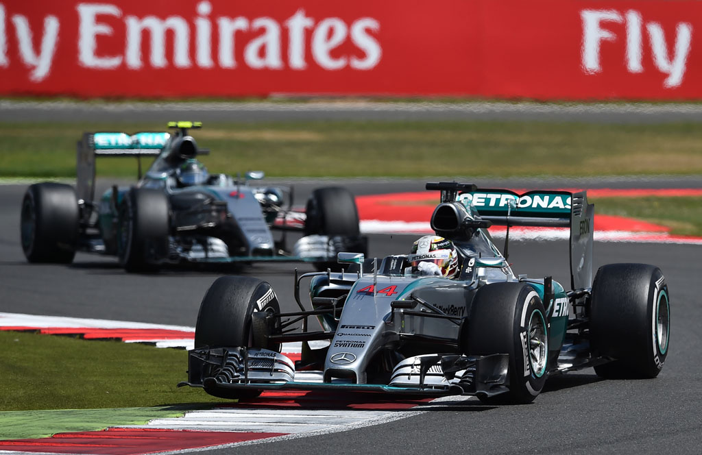 Lewis Hamilton gewinnt den GP von Großbritannien in Silverstone 2015