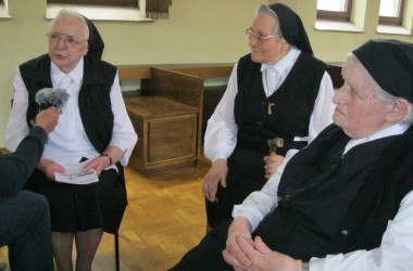 Doppeljubiläum im Karmel: Schwester Emiliana, Schwester Florentine und Schwester Damiana