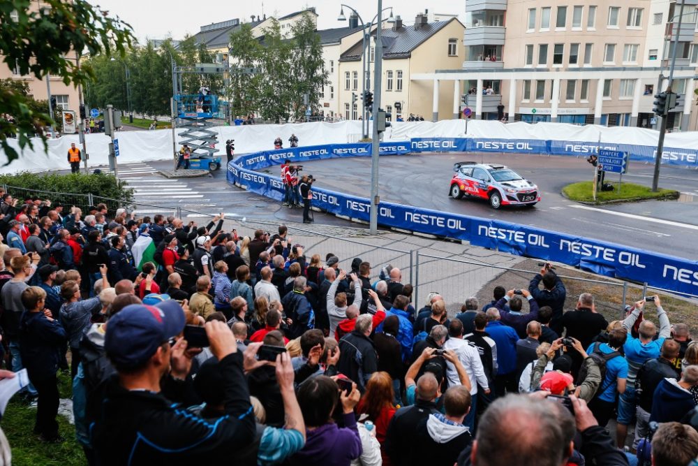 Rallye Finnland: Thierry Neuville/Nicolas Gilsoul in der WP1