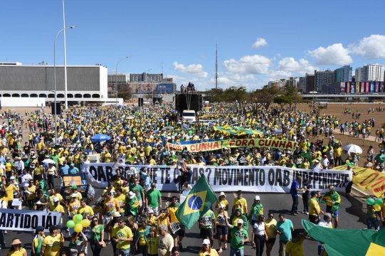 Protestwelle gegen Brasiliens Präsidentin