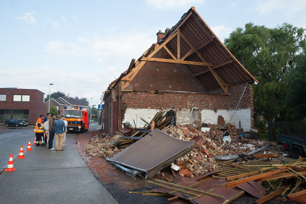 Unwetter verursacht schwere Schäden - Bild: Kortmark, Westflandern