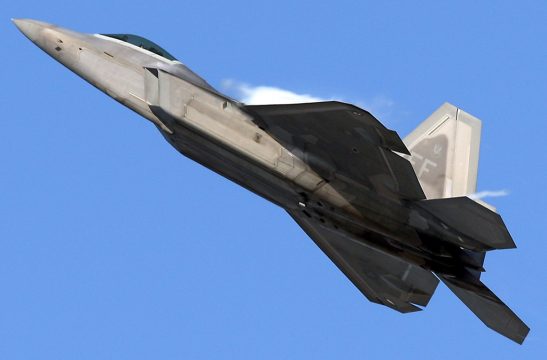 Kampfflugzeug vom Typ F-22 "Raptor"