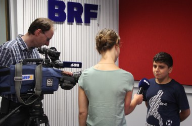 Sprachlager: Eupener Kinder mit Migrationshintergrund besuchen die BRF-Studios