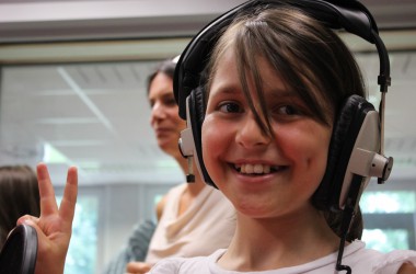 Sprachlager: Eupener Kinder mit Migrationshintergrund besuchen die BRF-Studios